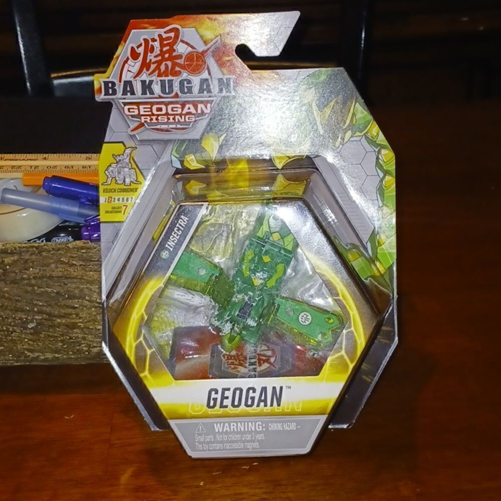 Bakugan Geogan Rising Insectra Green Figure Viloch Combiner Gate Card New